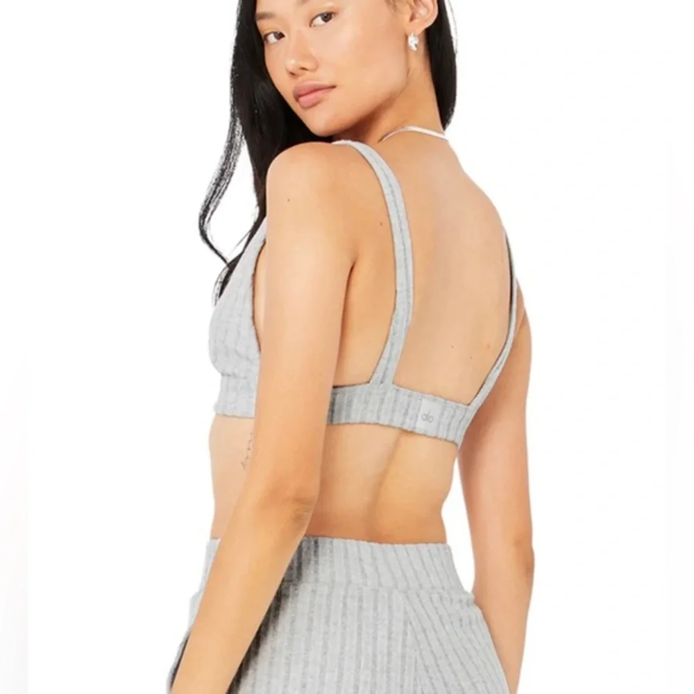 Alo Yoga Ribbed Take Comfort Bra in Athletic Heather Grey Sz‎ M